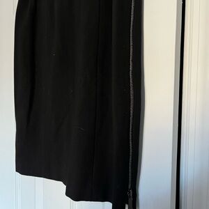 Elie Tahari Black Pencil Skirt with Zipper